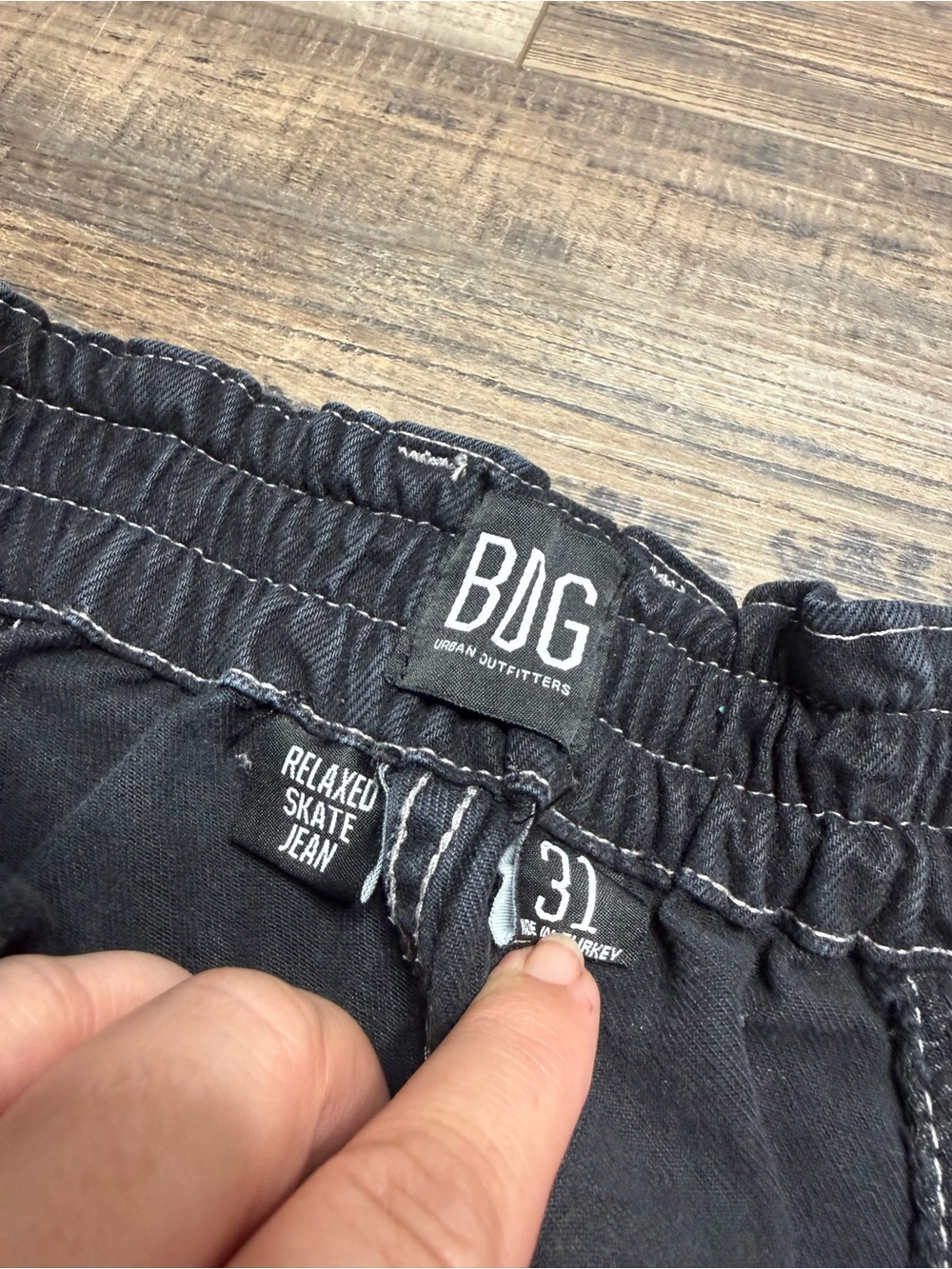 BDG Urban Outfitters Black Cargo Pants with Contrast Stitching Women's Size 31 - Picture 3 of 12